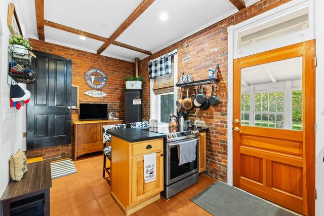 327 S Marion Street, Cardington, OH 43315