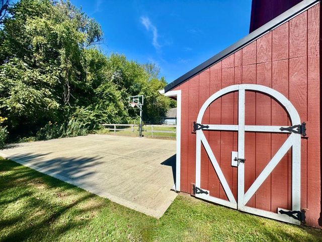 327 S Marion Street, Cardington, OH 43315