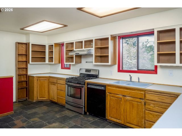 2934 Se 35TH Ave, Portland, OR 97202