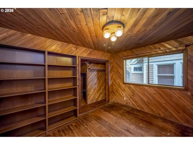 2934 Se 35TH Ave, Portland, OR 97202