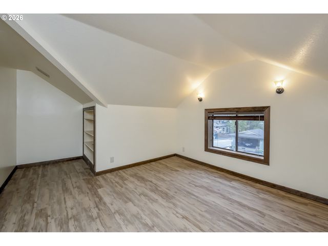 2934 Se 35TH Ave, Portland, OR 97202