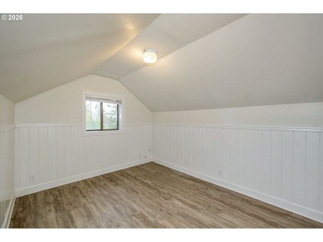 2934 Se 35TH Ave, Portland, OR 97202