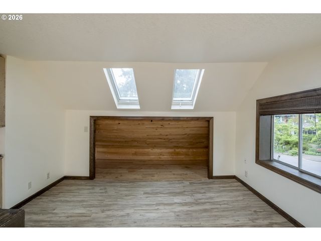 2934 Se 35TH Ave, Portland, OR 97202