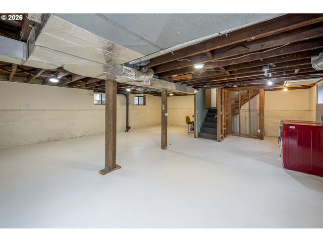 2934 Se 35TH Ave, Portland, OR 97202