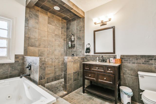 2309 17th Street, Lubbock, TX 79401