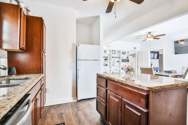 2309 17th Street, Lubbock, TX 79401