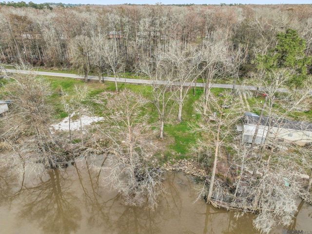 47838 Amite River Rd, St Amant, LA 70774