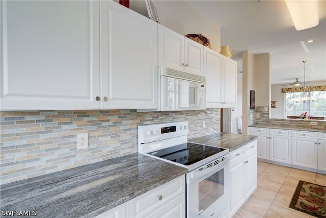 3950 Loblolly Bay DR 3-308, Naples, FL 34114