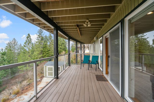 8995 N CLARKVIEW PL, Hayden, ID 83835