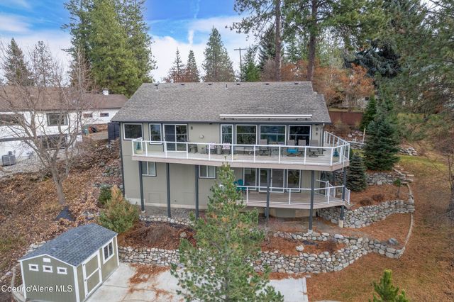 8995 N CLARKVIEW PL, Hayden, ID 83835