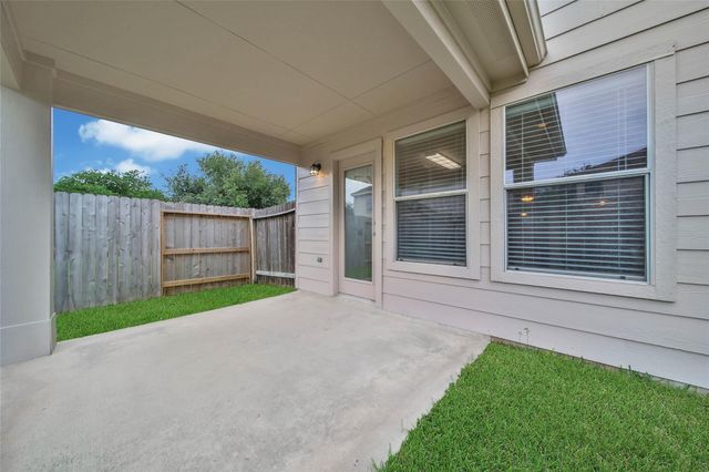 19718 Moose Cove Court, Tomball, TX 77375