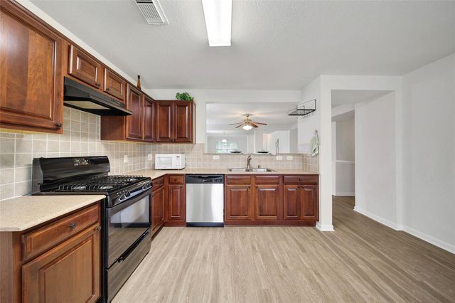 19718 Moose Cove Court, Tomball, TX 77375