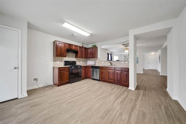 19718 Moose Cove Court, Tomball, TX 77375