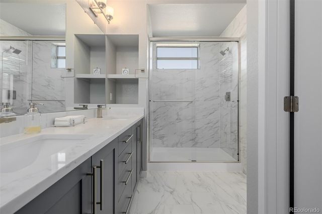 4045 S Teller Street, Lakewood, CO 80235