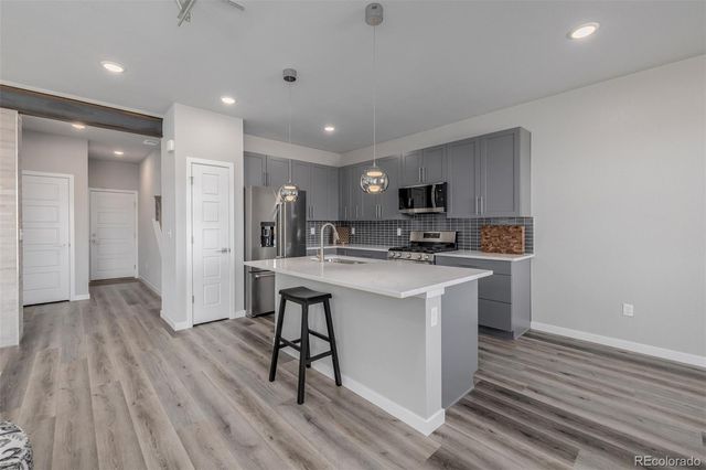 4045 S Teller Street, Lakewood, CO 80235