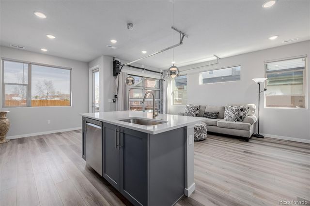 4045 S Teller Street, Lakewood, CO 80235