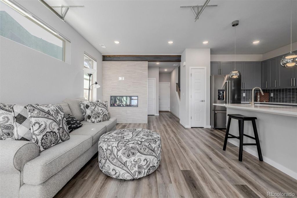 4045 S Teller Street, Lakewood, CO 80235