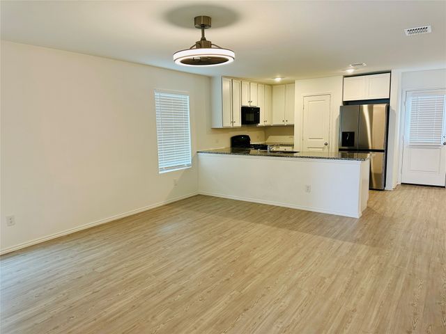 1514 Trick Riding Way, Crandall, TX 75114