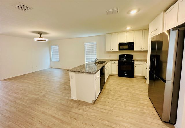 1514 Trick Riding Way, Crandall, TX 75114