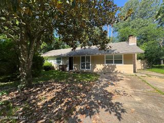 2971 Kentwood Drive, Jackson, MS 39212