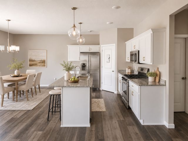 6884 101st Street S, Cottage Grove, MN 55016