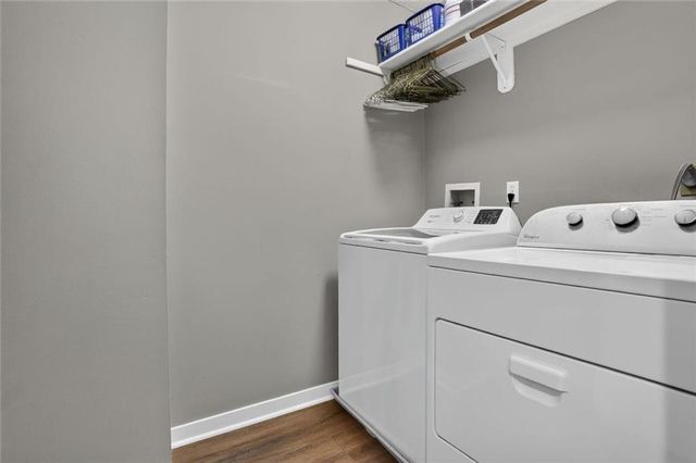 7808 NW 76th Place, Kansas City, MO 64152
