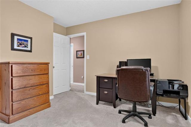 7808 NW 76th Place, Kansas City, MO 64152