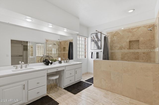 9750 E GELDING Drive, Scottsdale, AZ 85260