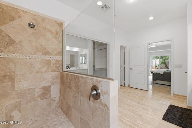 9750 E GELDING Drive, Scottsdale, AZ 85260