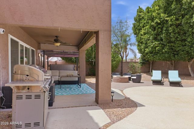 9750 E GELDING Drive, Scottsdale, AZ 85260