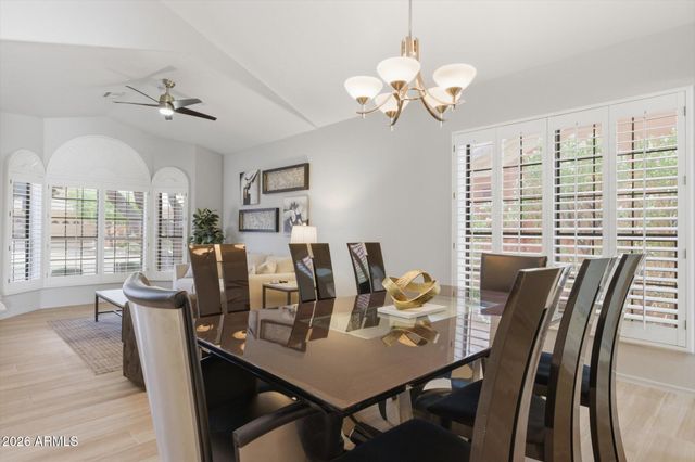 9750 E GELDING Drive, Scottsdale, AZ 85260