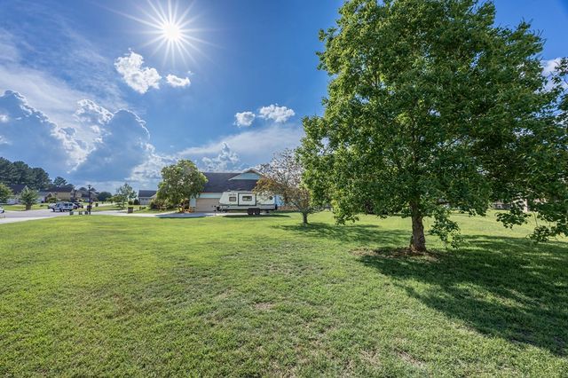 277 Silver Maple Ln, Rehobeth, AL 36301