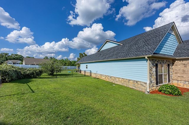 277 Silver Maple Ln, Rehobeth, AL 36301