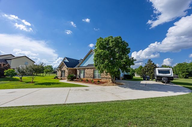 277 Silver Maple Ln, Rehobeth, AL 36301