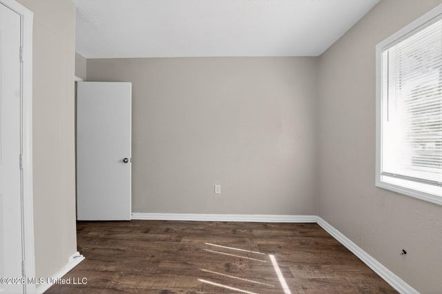 3045 Suncrest Drive, Jackson, MS 39212