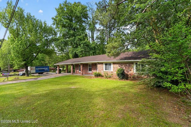 3045 Suncrest Drive, Jackson, MS 39212