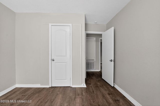 3045 Suncrest Drive, Jackson, MS 39212