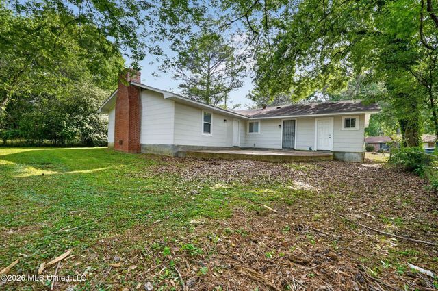 3045 Suncrest Drive, Jackson, MS 39212