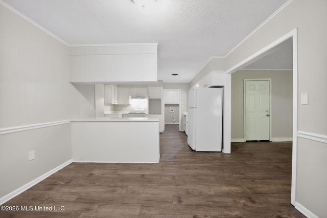 3045 Suncrest Drive, Jackson, MS 39212