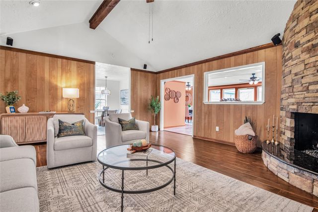 723 Whitecap Drive, El Lago, TX 77586