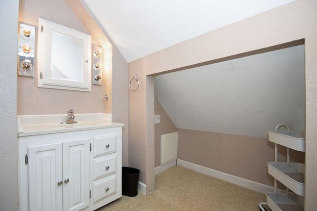 888 Davis Road, League City, TX 77573