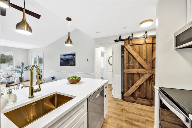 102 Fletcher Lane UNIT H, Brewster, MA 02631