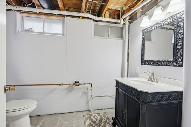 441 Day Street NW, Cedar Rapids, IA 52405