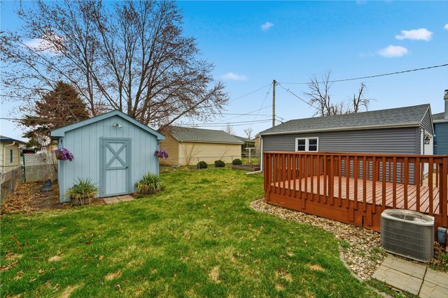 441 Day Street NW, Cedar Rapids, IA 52405