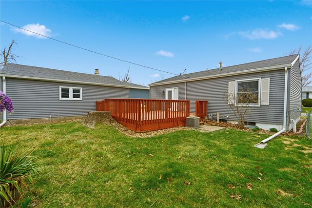 441 Day Street NW, Cedar Rapids, IA 52405