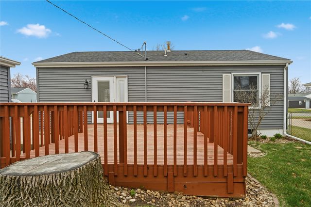 441 Day Street NW, Cedar Rapids, IA 52405