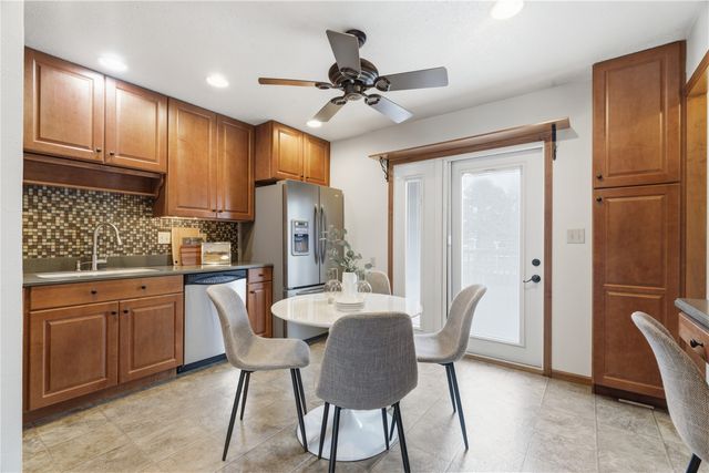 441 Day Street NW, Cedar Rapids, IA 52405