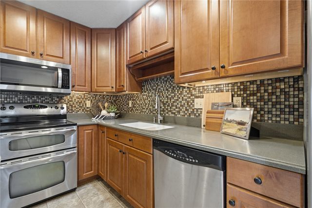 441 Day Street NW, Cedar Rapids, IA 52405