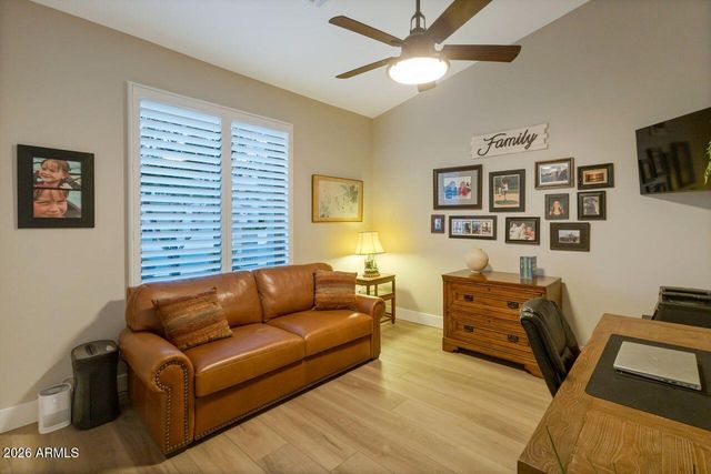 6437 E WINCHCOMB Drive, Scottsdale, AZ 85254