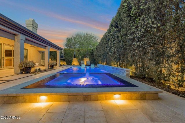 6437 E WINCHCOMB Drive, Scottsdale, AZ 85254